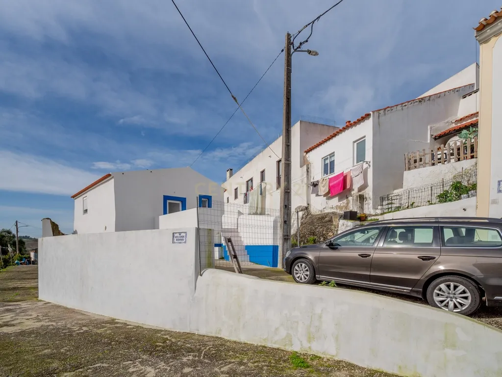 T2 Villa in Turcifal, Torres Vedras - image 22