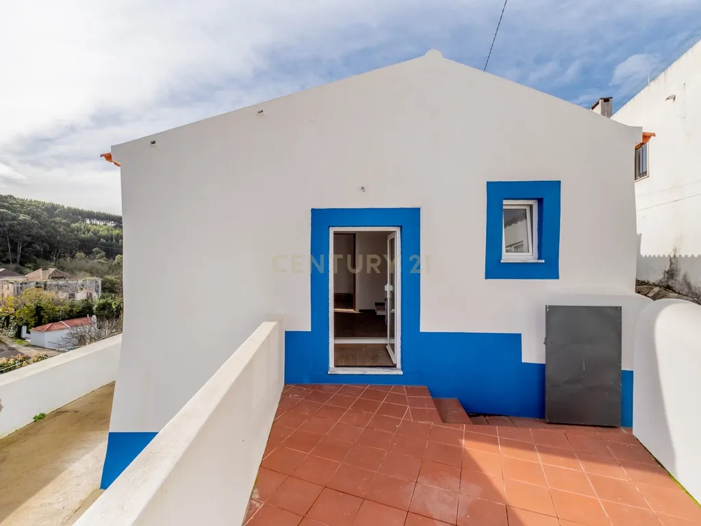 T2 Villa in Turcifal, Torres Vedras - image 25