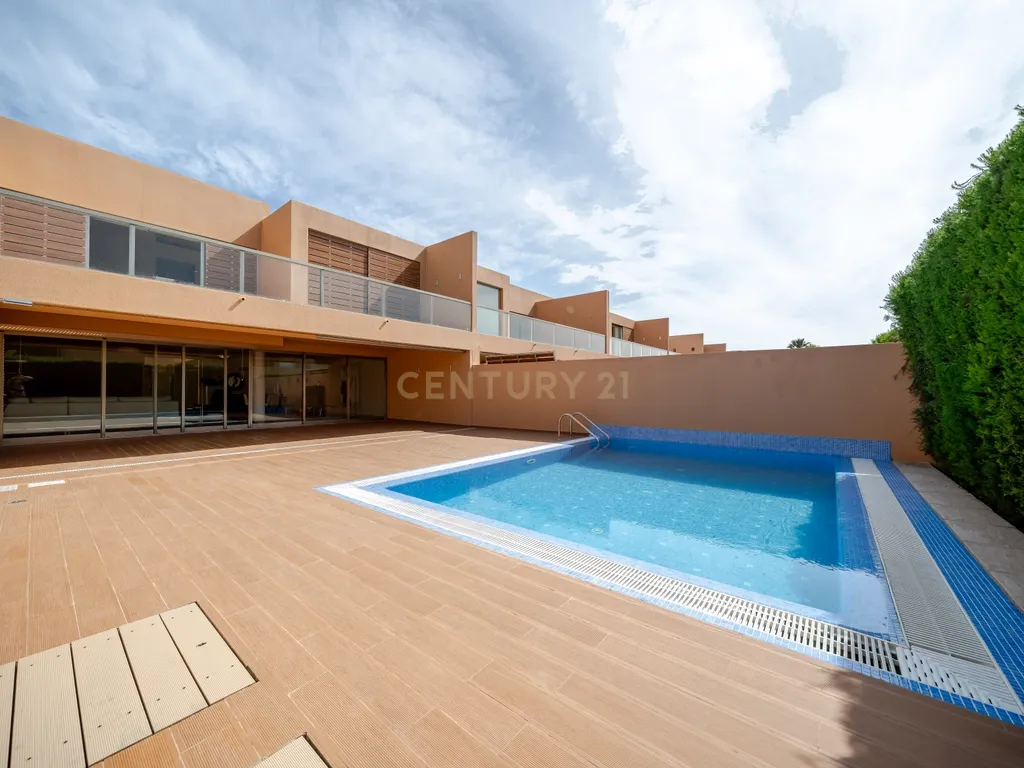 T3 Villa in Guia, Albufeira - image 01