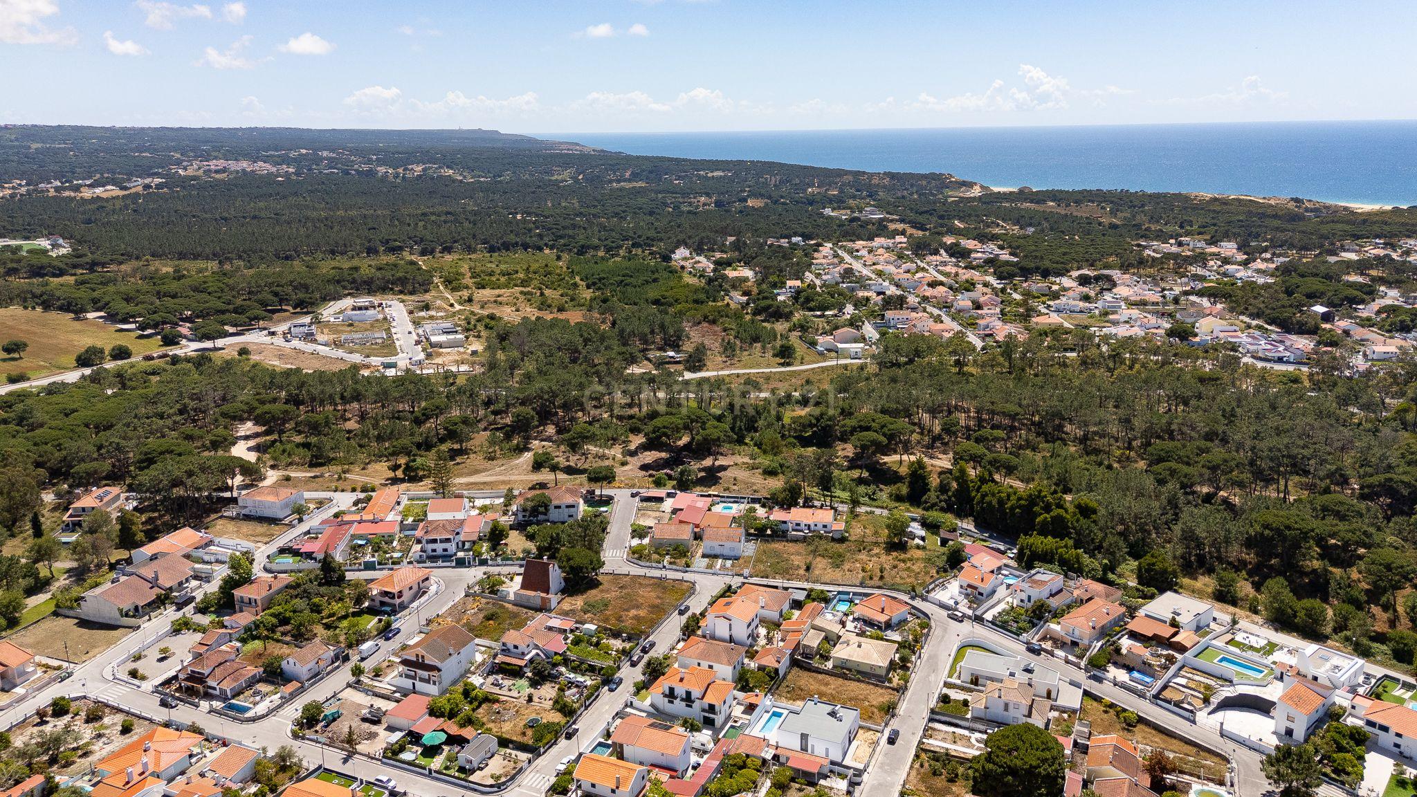 Exclusive T3 Villa in Lagoa de Albufeira - image 04