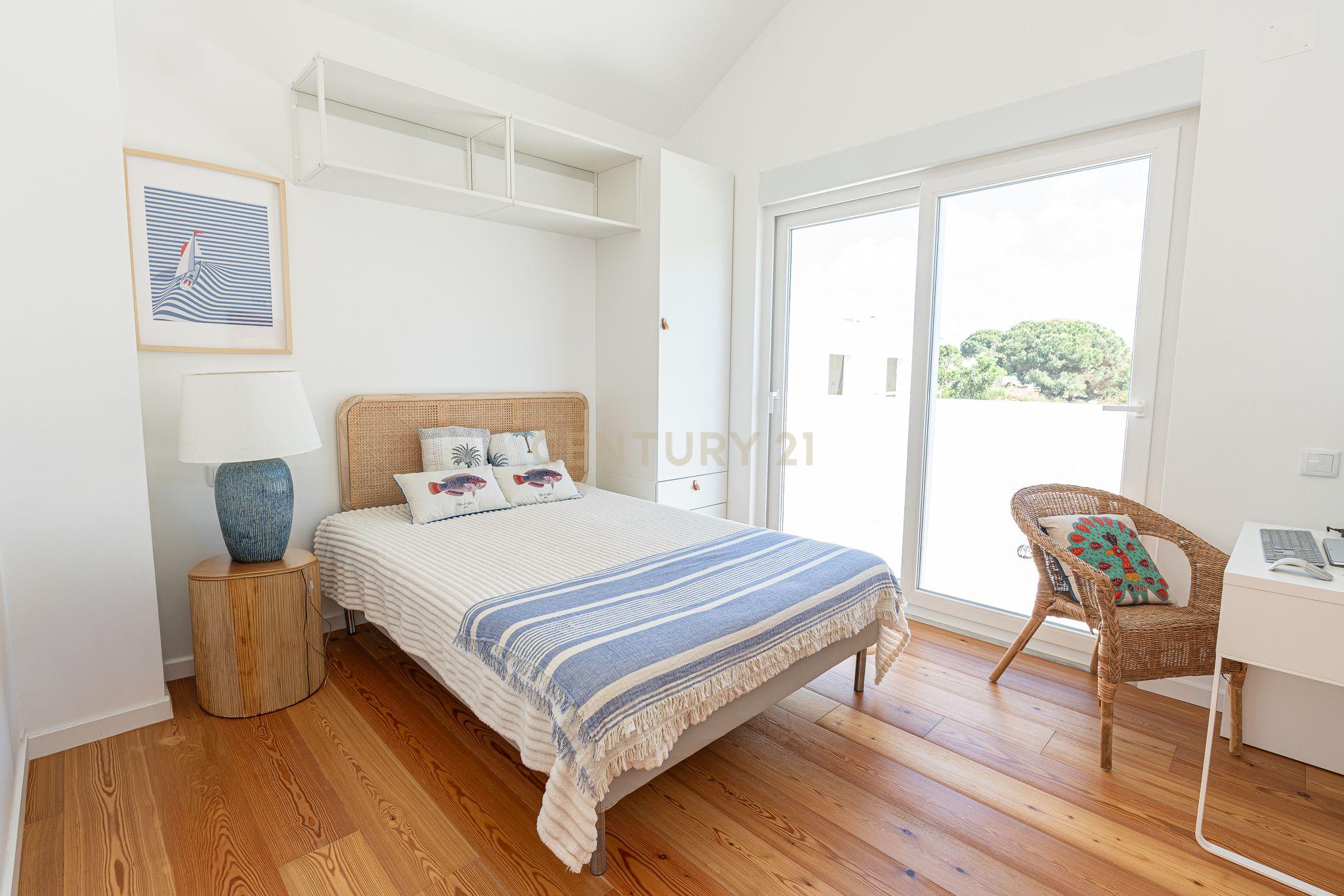 Exclusive T3 Villa in Lagoa de Albufeira - image 39