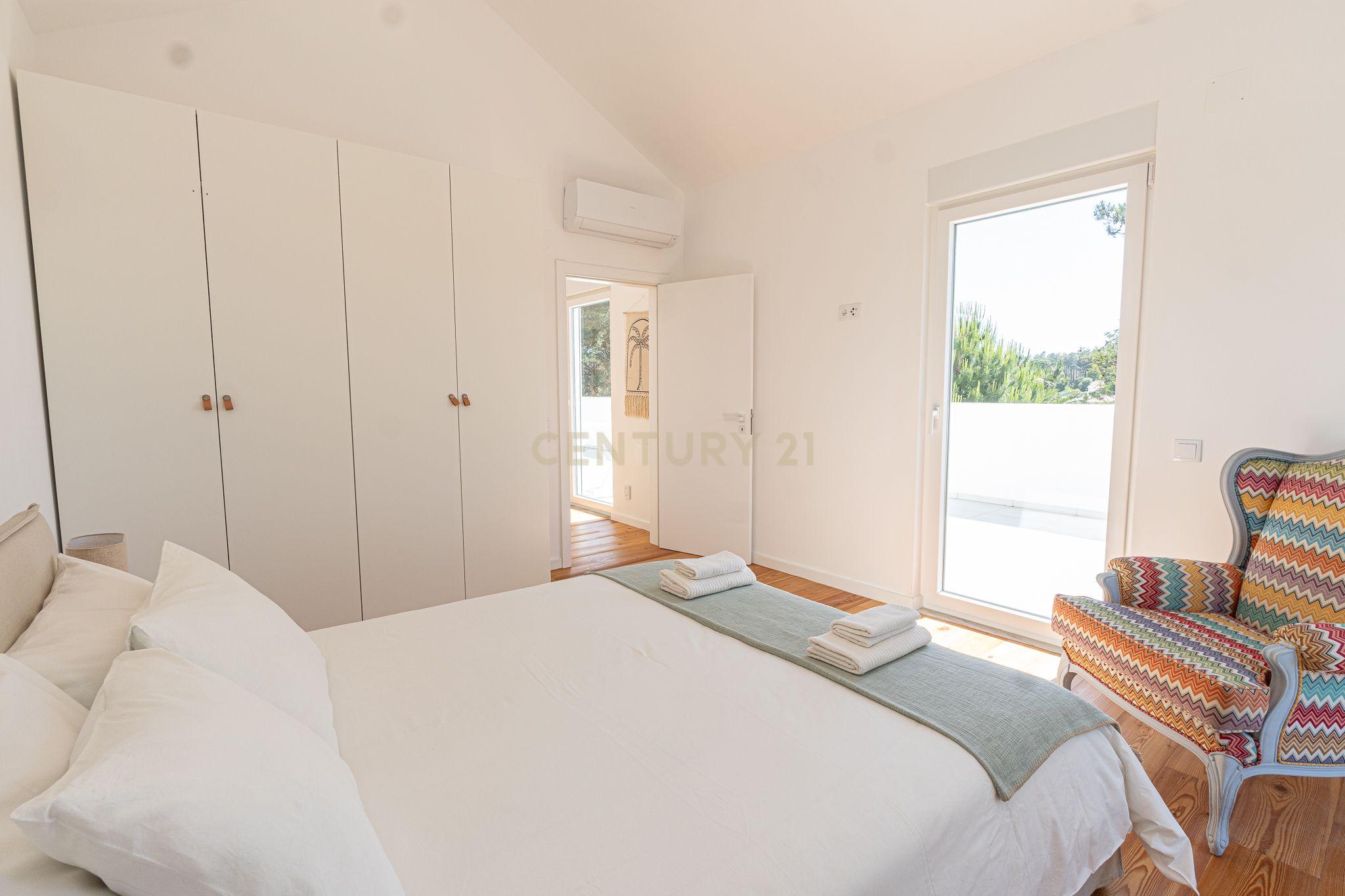 Exclusive T3 Villa in Lagoa de Albufeira - image 41