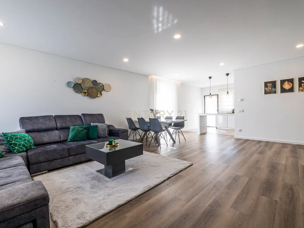 T4+ Villa in Bajouca, Leiria - image 08