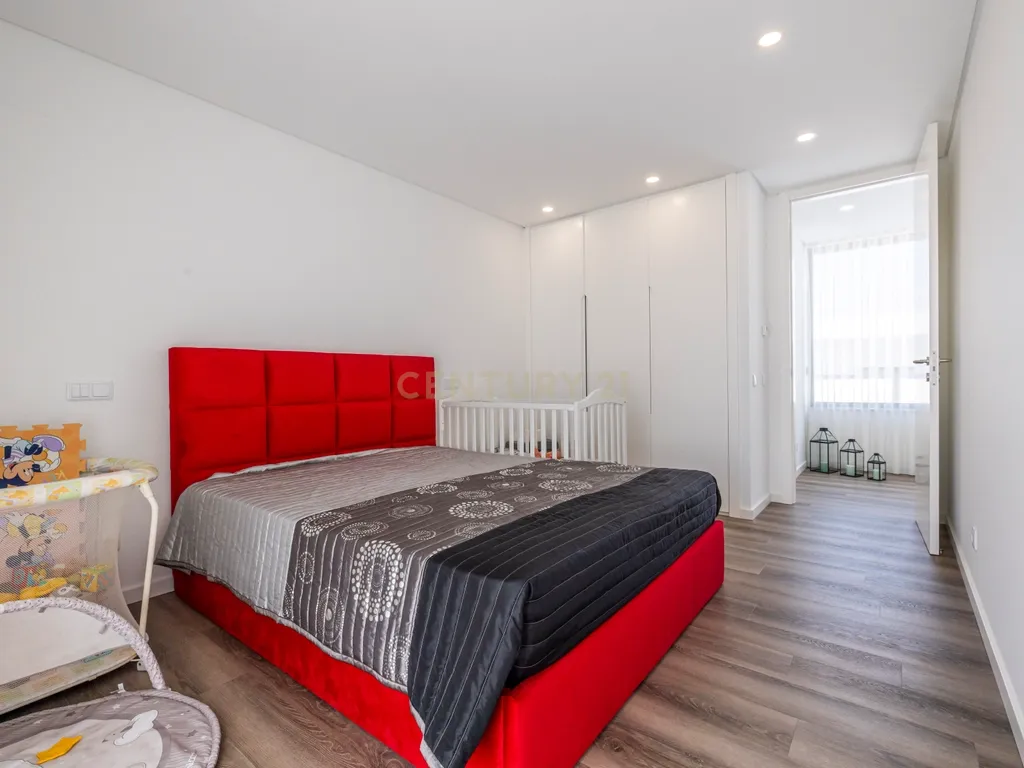 T4+ Villa in Bajouca, Leiria - image 20