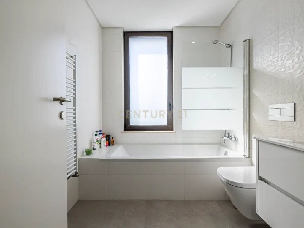 T4+ Villa in Bajouca, Leiria - image 22