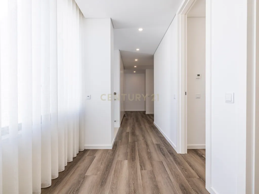 T4+ Villa in Bajouca, Leiria - image 25