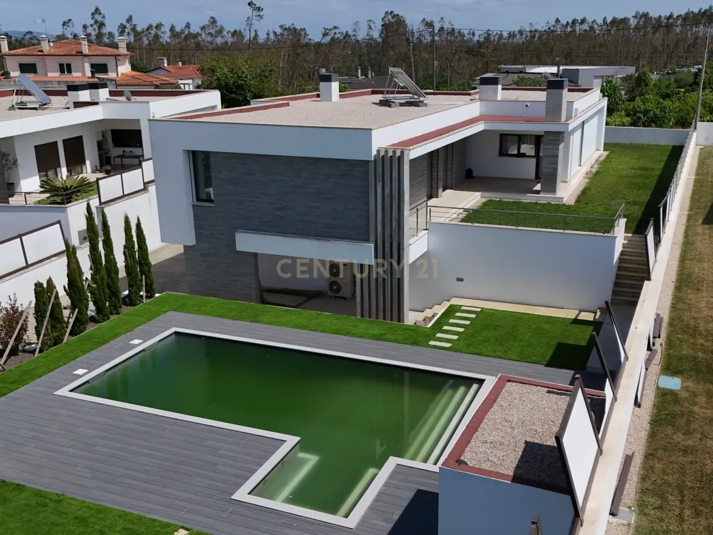T4+ Villa in Bajouca, Leiria - image 29