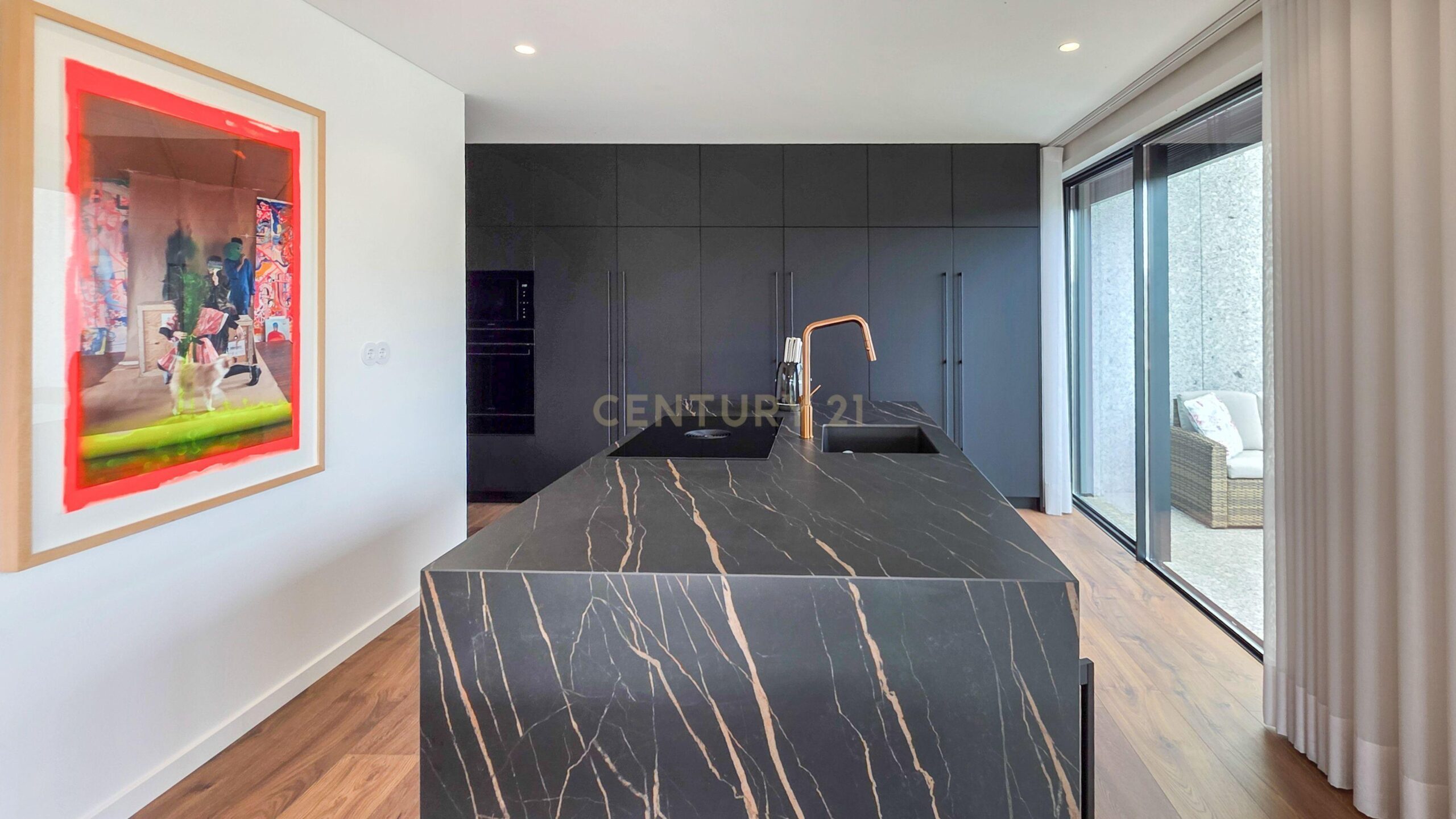 Contemporary T4 Villa with Pool in Brufe, Vila Nova de Famalicao - image 08