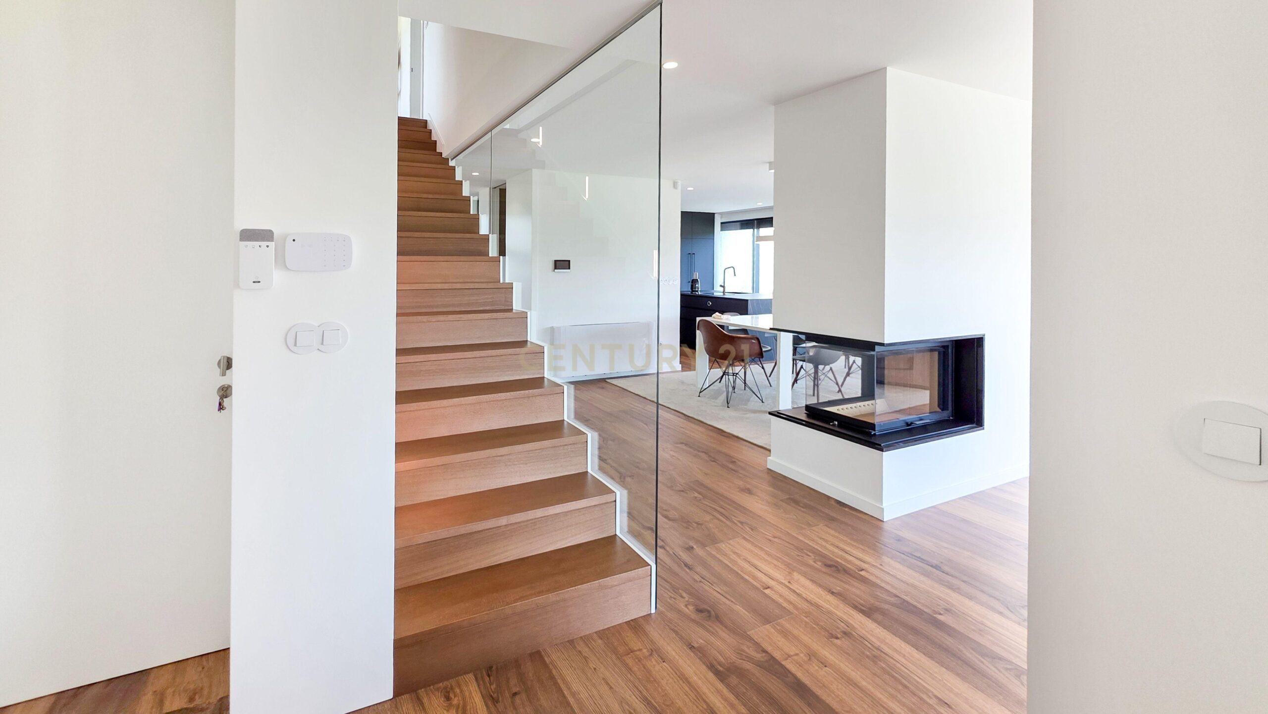 Contemporary T4 Villa with Pool in Brufe, Vila Nova de Famalicao - image 10