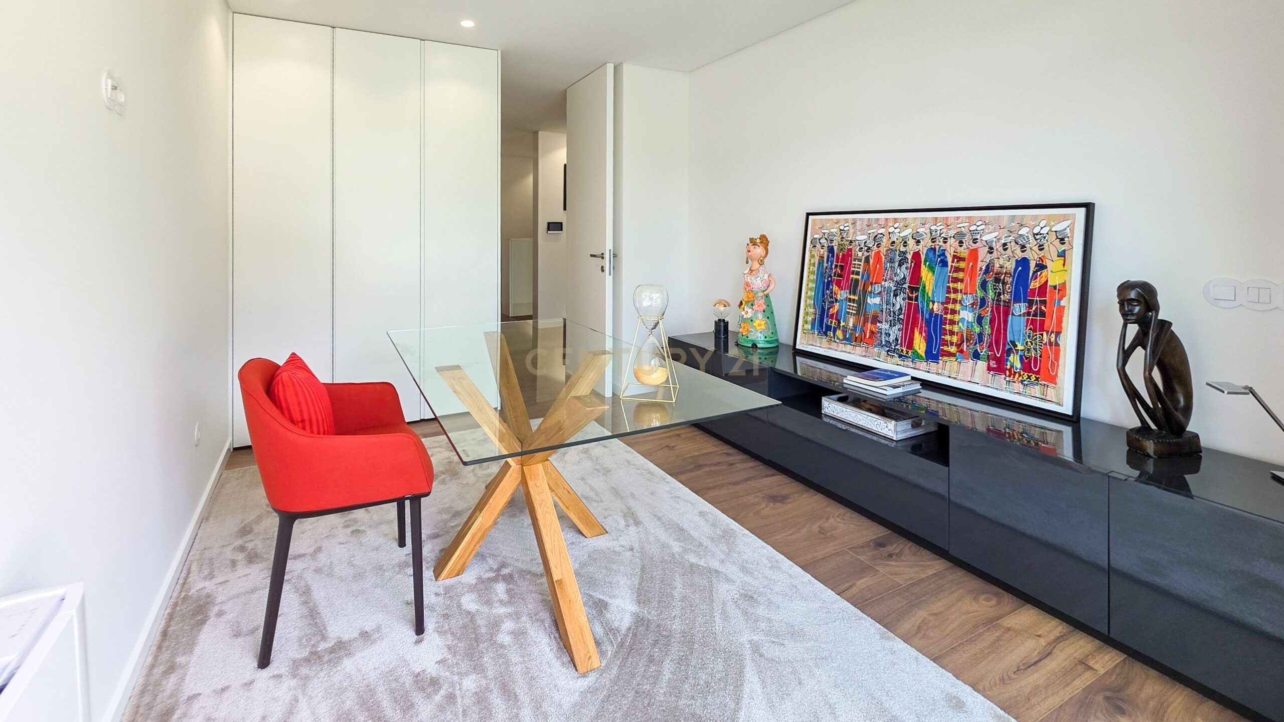 Contemporary T4 Villa with Pool in Brufe, Vila Nova de Famalicao - image 19