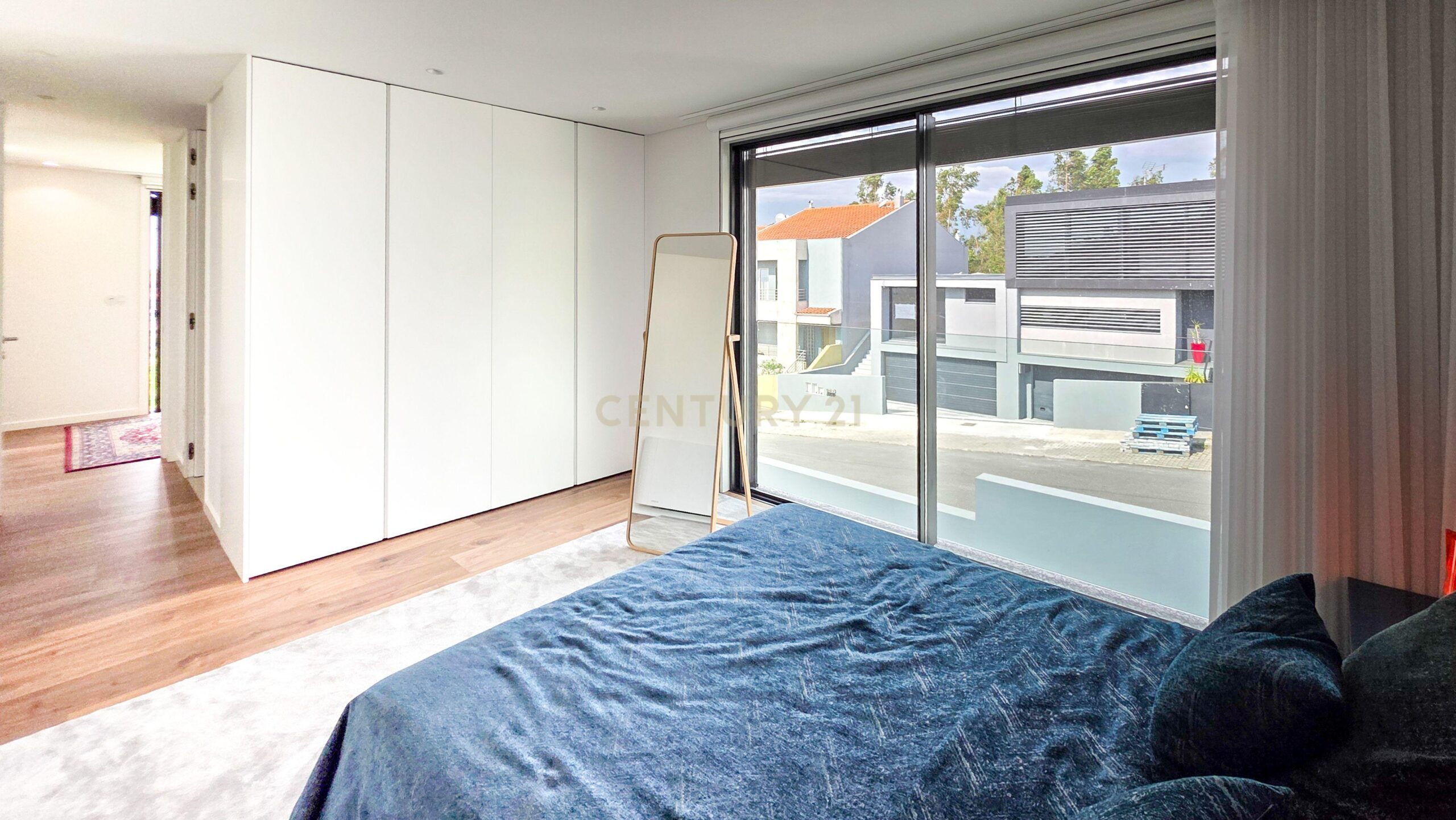 Contemporary T4 Villa with Pool in Brufe, Vila Nova de Famalicao - image 26