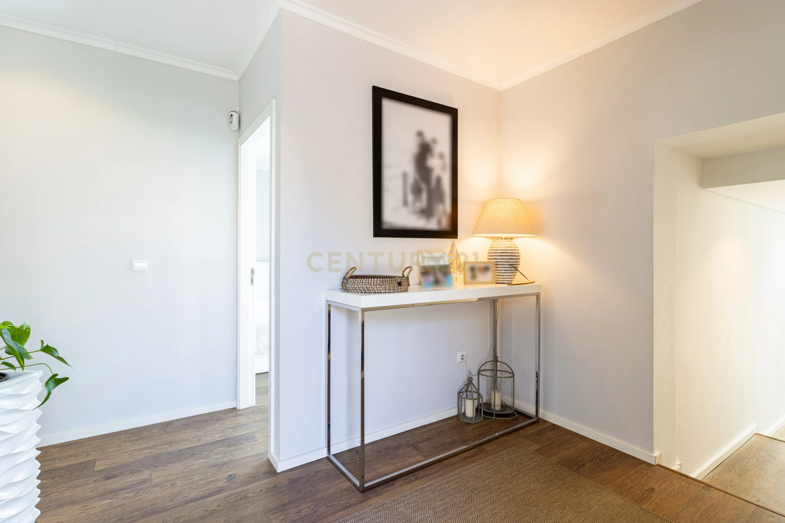 Single-Storey T4 Villa near Esmoriz Beach - image 09