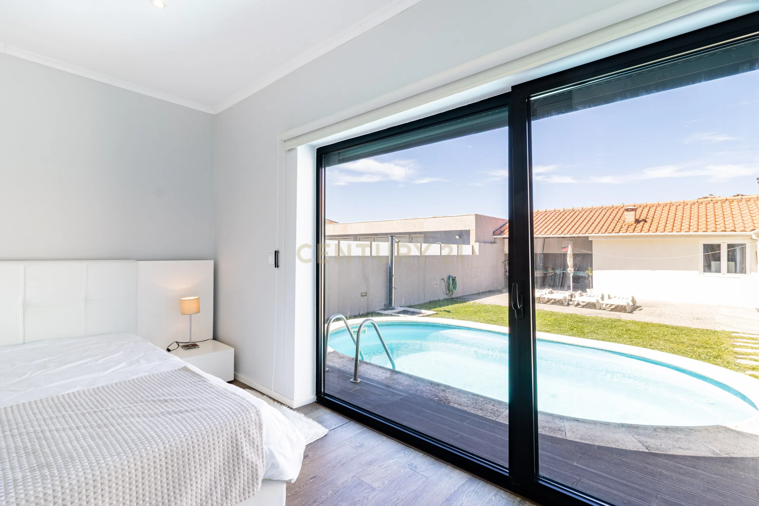Single-Storey T4 Villa near Esmoriz Beach - image 24