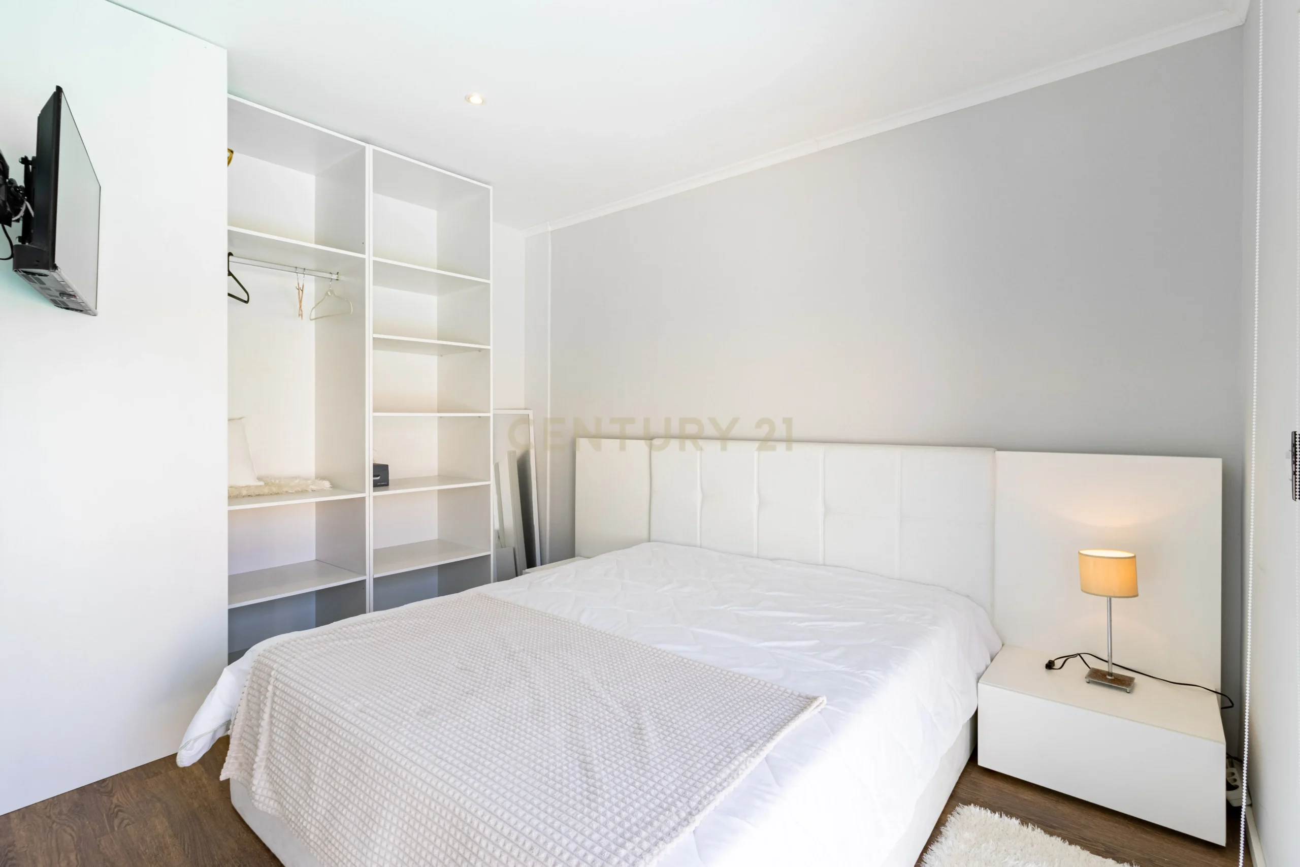 Single-Storey T4 Villa near Esmoriz Beach - image 25