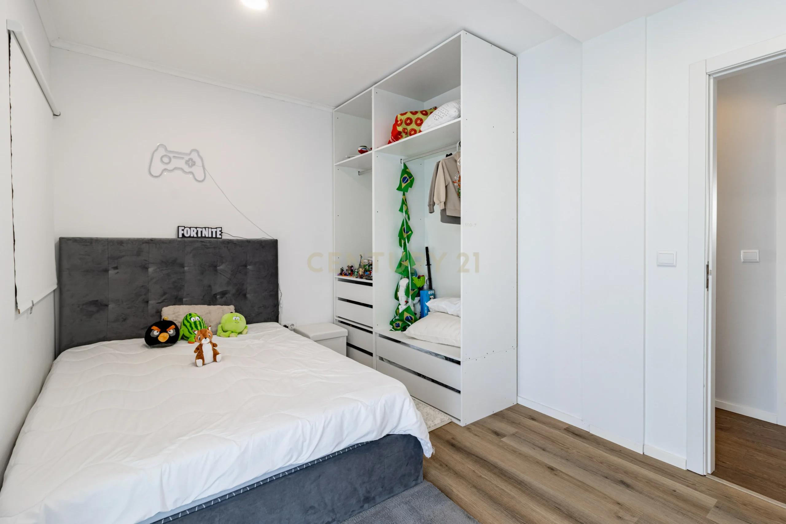 Single-Storey T4 Villa near Esmoriz Beach - image 27
