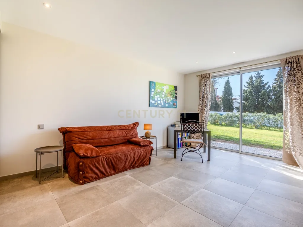 Luxury T5 Villa with Sea View near the Beach in Albufeira - image 15
