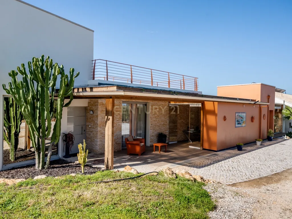 Luxury T5 Villa with Sea View near the Beach in Albufeira - image 17