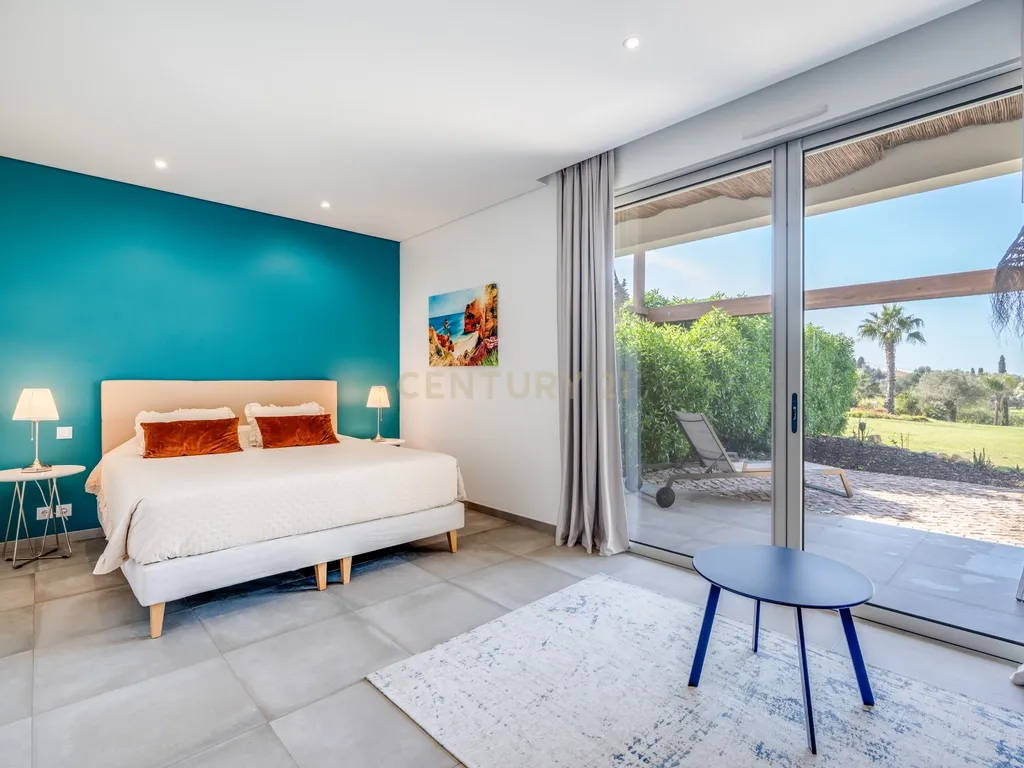 Luxury T5 Villa with Sea View near the Beach in Albufeira - image 26