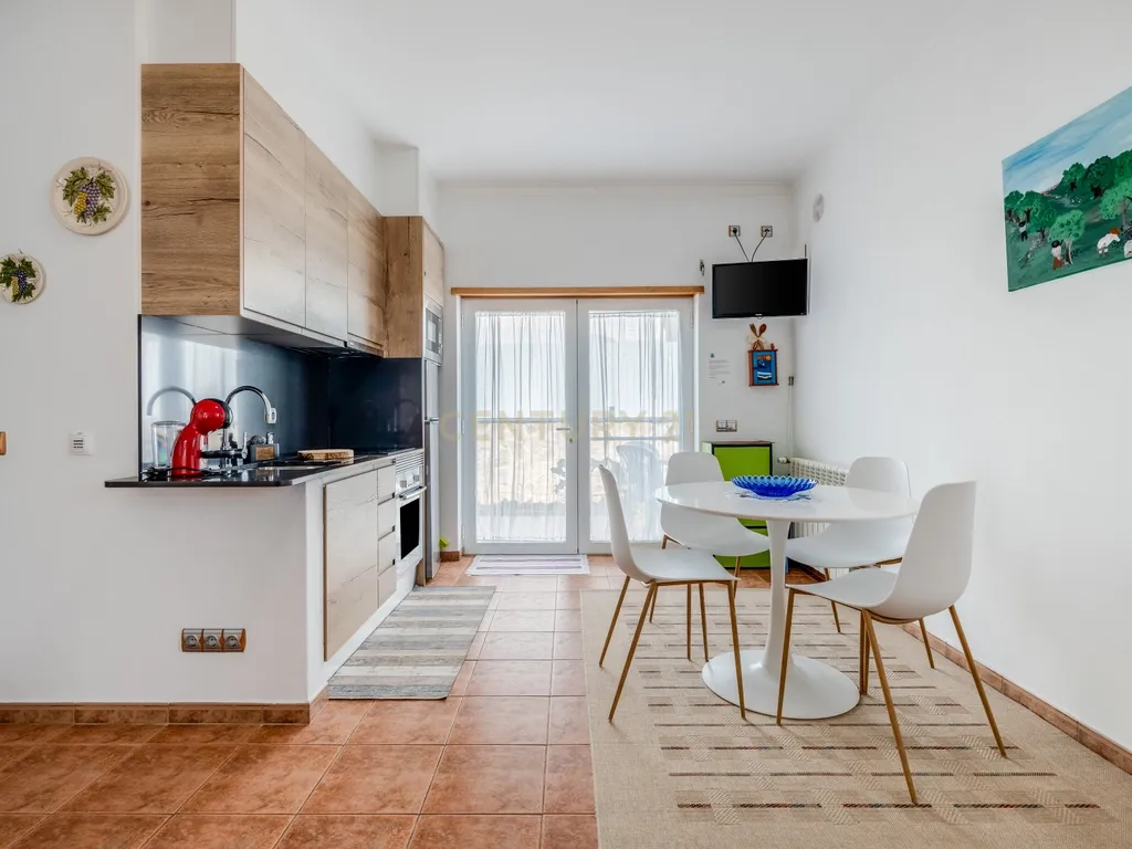 T4+ Villa in Portimão, Portimão - image 10
