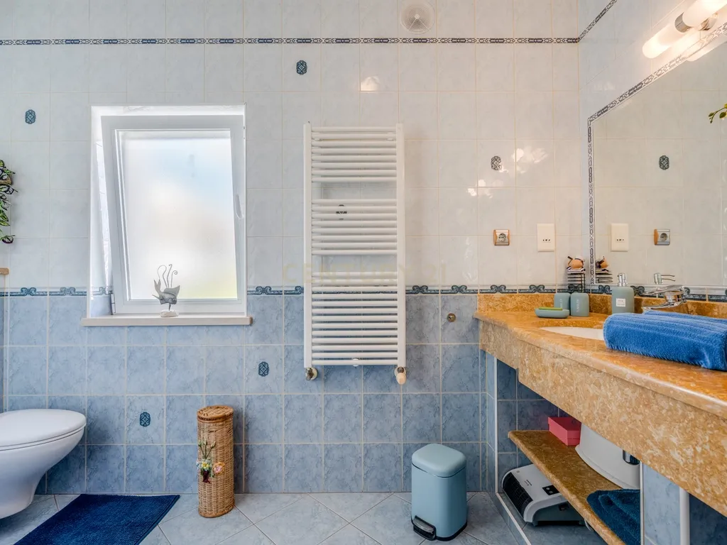 T4+ Villa in Portimão, Portimão - image 46