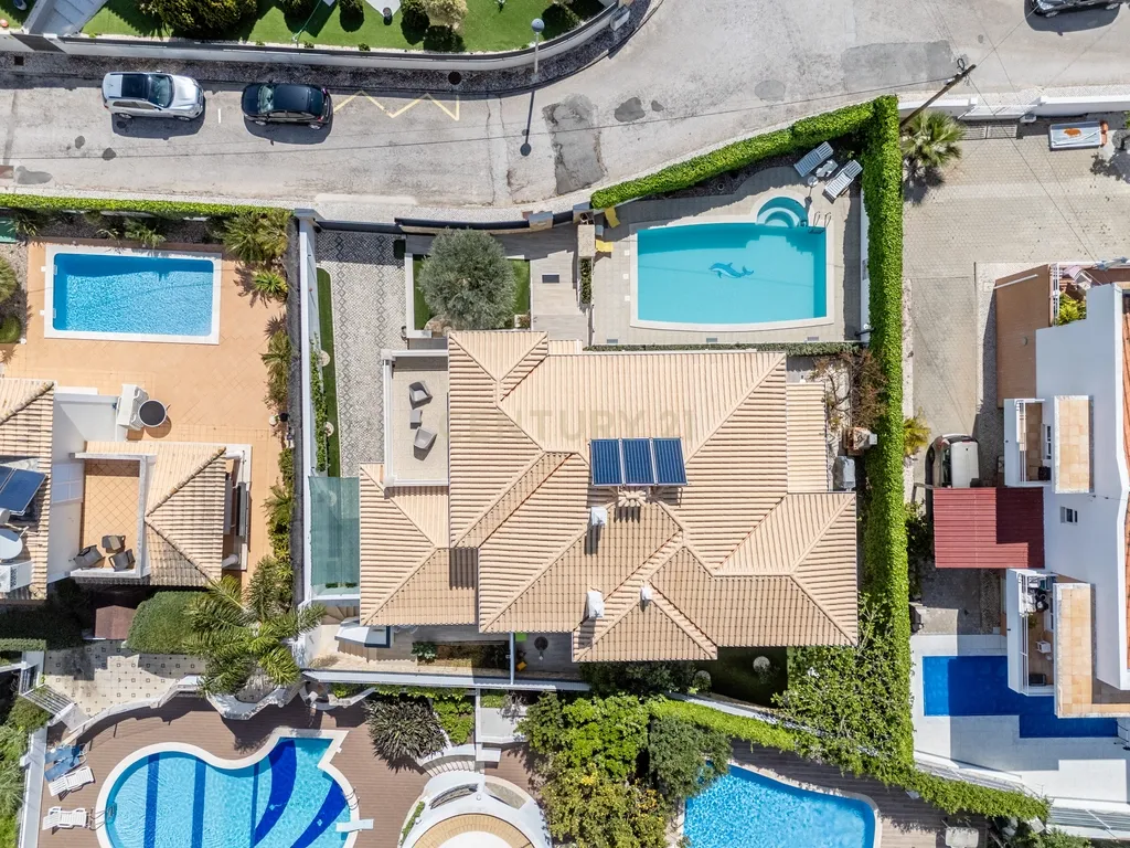 T4+ Villa in Portimão, Portimão - image 54