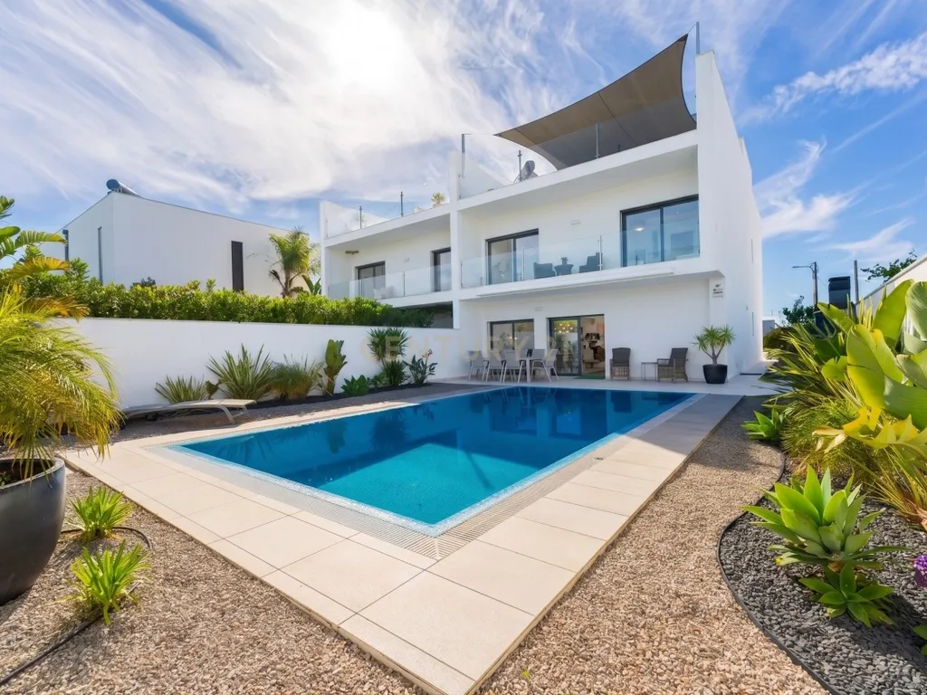 T4+ Villa in Santa Luzia, Tavira - image 23