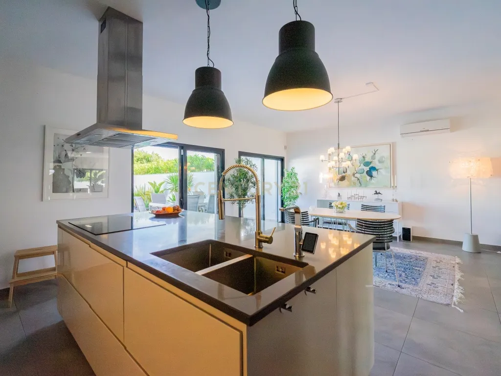 T4+ Villa in Santa Luzia, Tavira - image 30