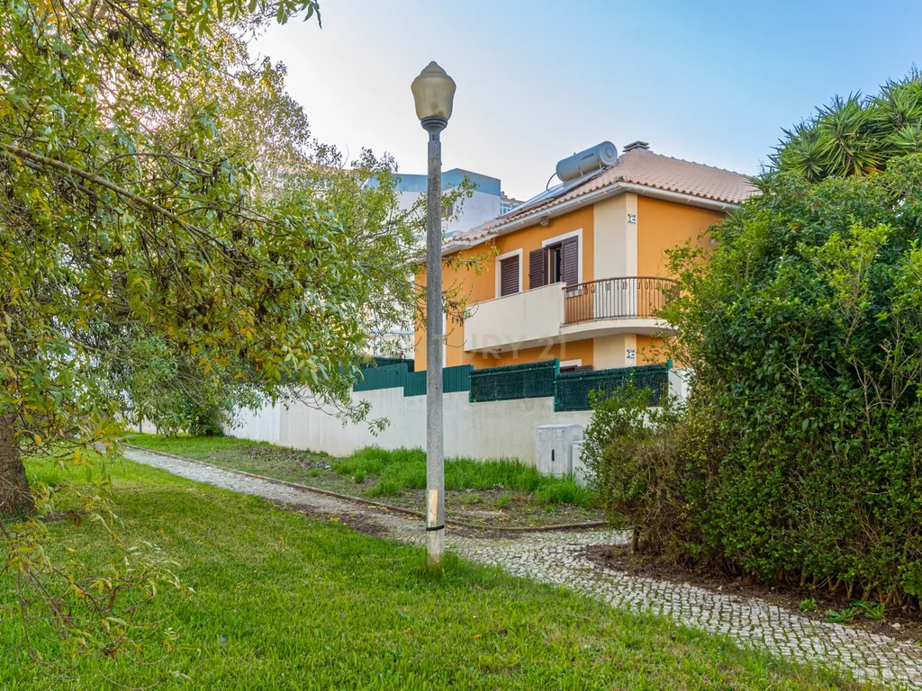 Land for Development in Olivais, Lisboa - image 05