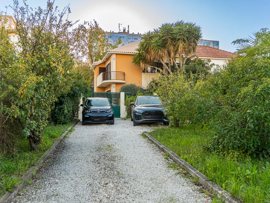 Land for Development in Olivais, Lisboa - image 15