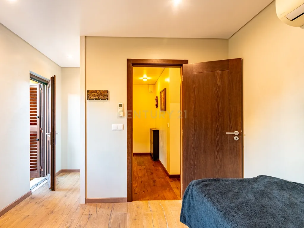 Land for Development in Olivais, Lisboa - image 35