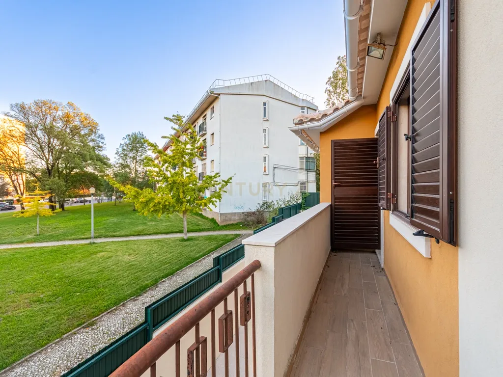 Land for Development in Olivais, Lisboa - image 37