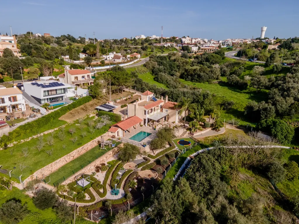Land for Development in Alvor, Portimão - image 12