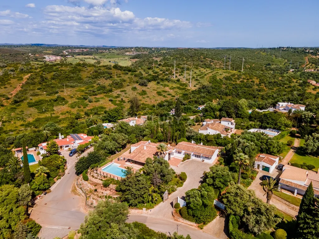 Land for Development in Mexilhoeira Grande, Portimão - image 46