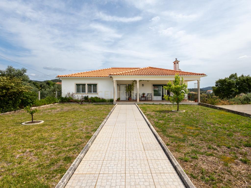 Land for Development in Serra e Junceira, Tomar - image 02