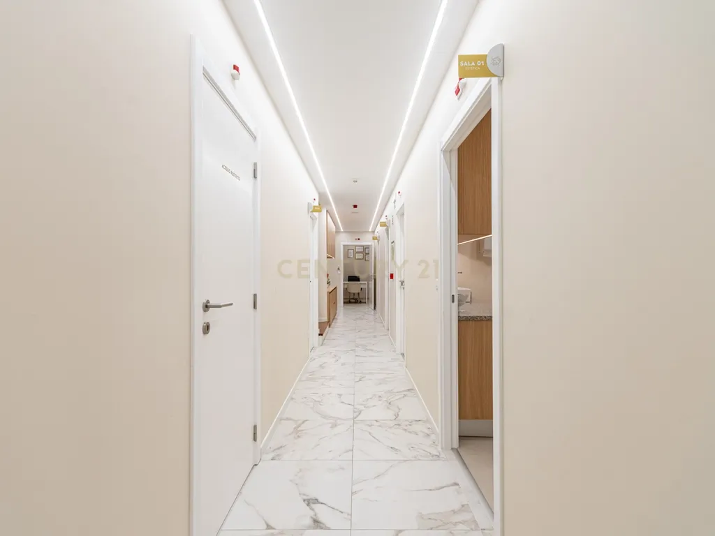 Business Property in São Domingos de Benfica, Lisboa - image 26