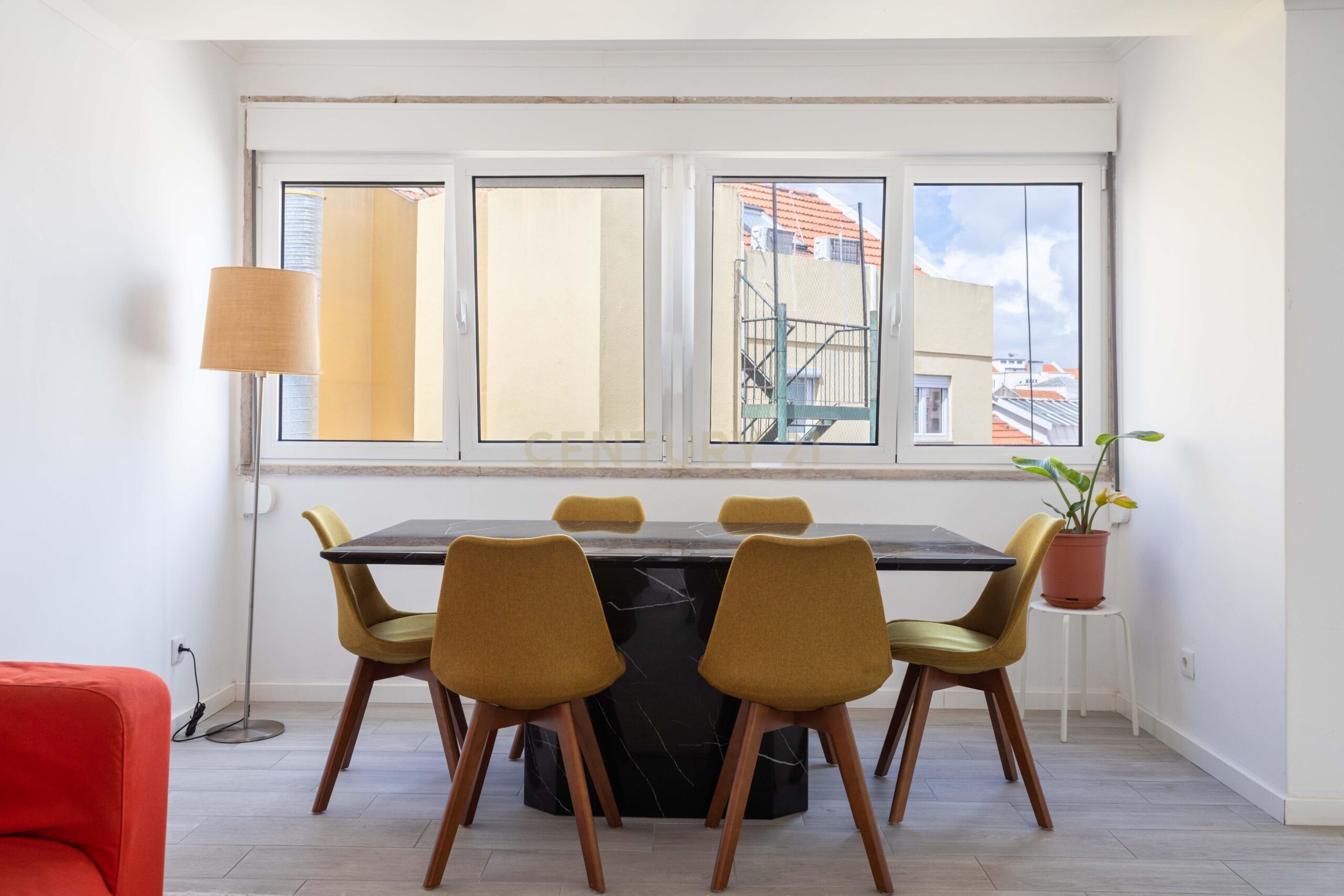 Absolutely Unique Business Opportunity in Lisbon - image 05