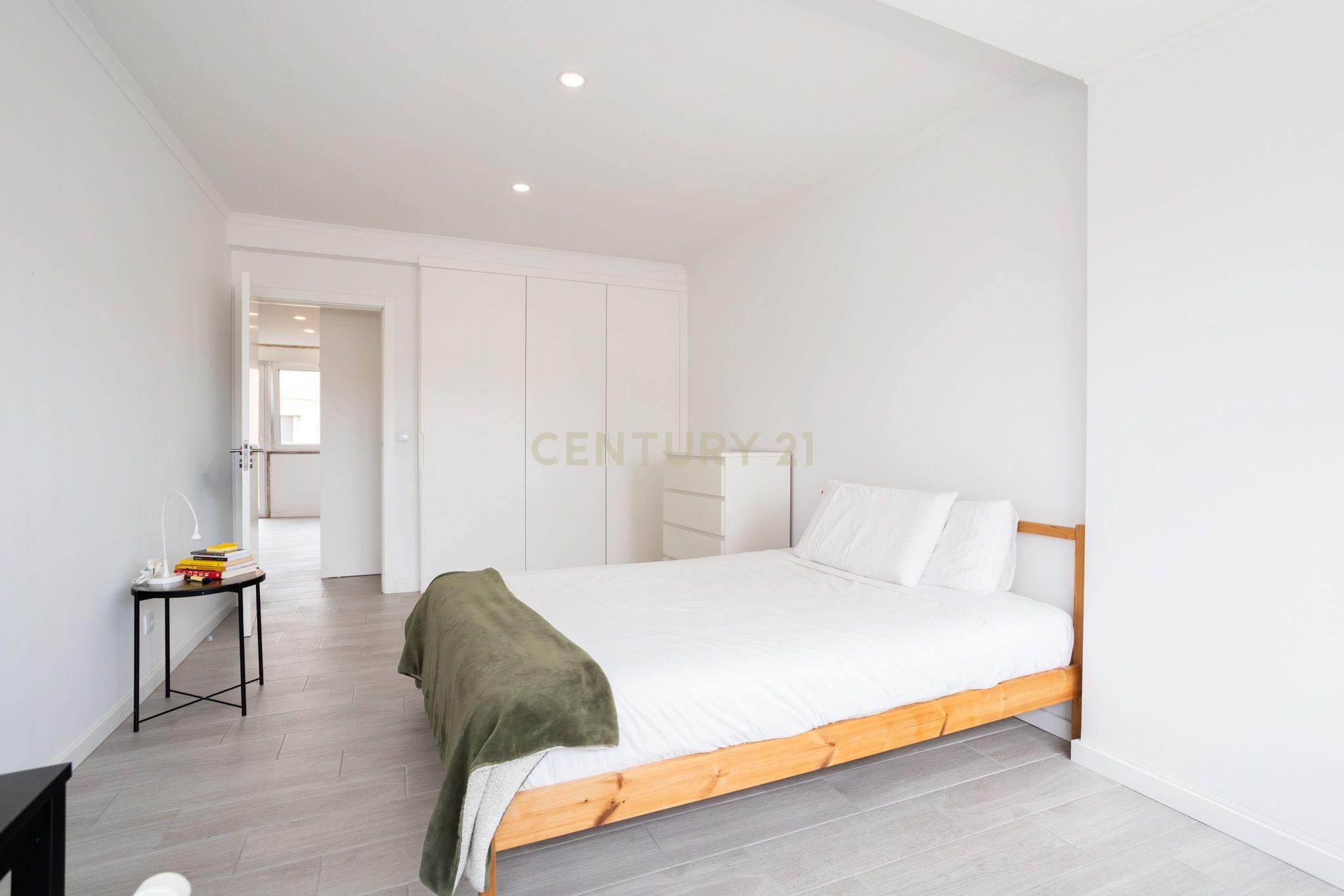Absolutely Unique Business Opportunity in Lisbon - image 11
