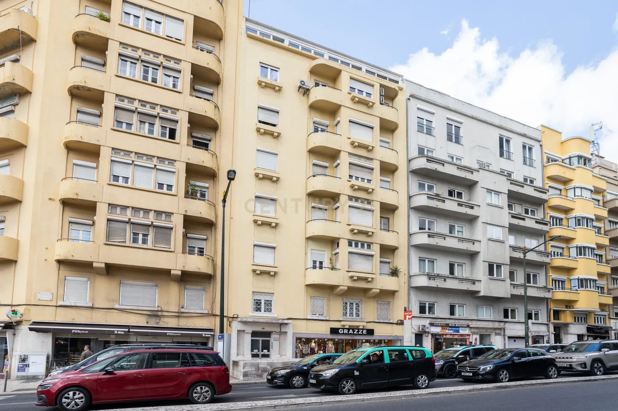 Absolutely Unique Business Opportunity in Lisbon - image 25