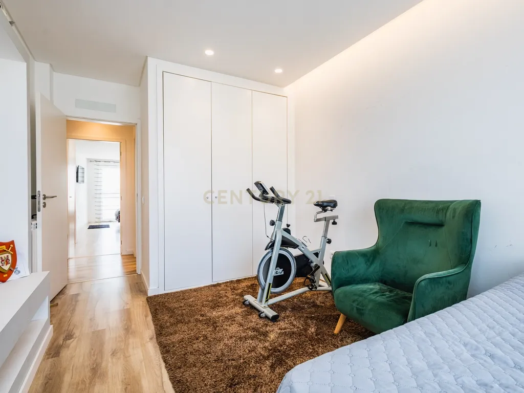 Business Property in Parceiros e Azoia, Leiria - image 10