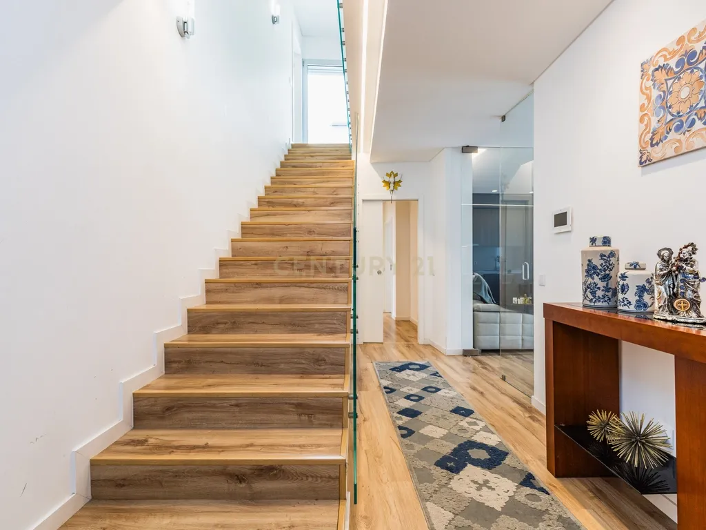 Business Property in Parceiros e Azoia, Leiria - image 11
