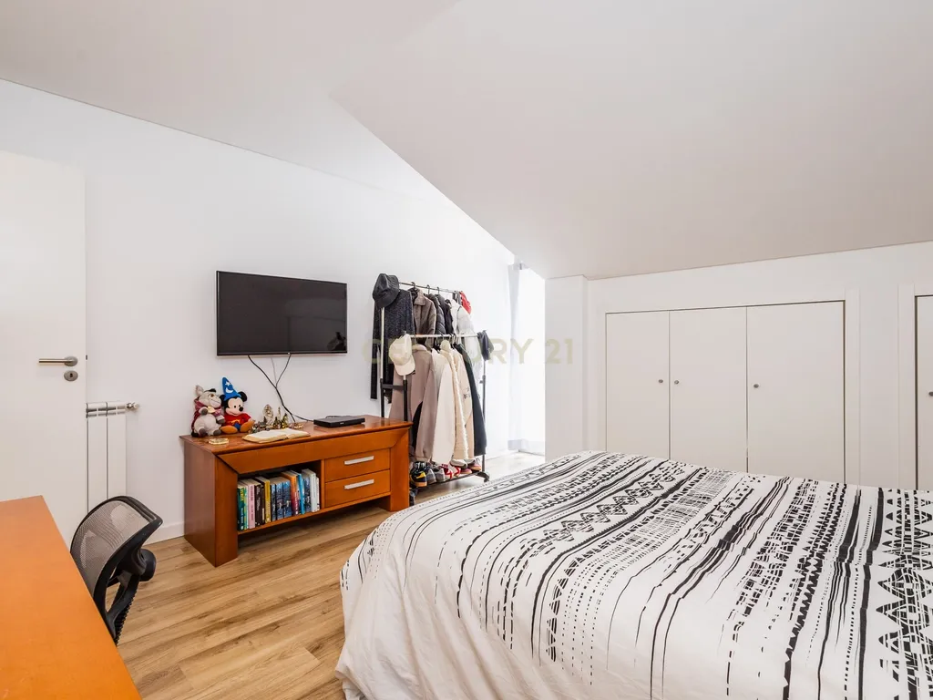 Business Property in Parceiros e Azoia, Leiria - image 15