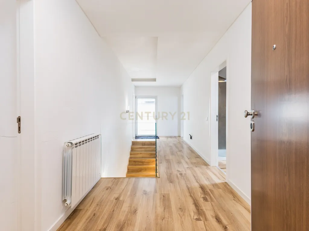 Business Property in Parceiros e Azoia, Leiria - image 16