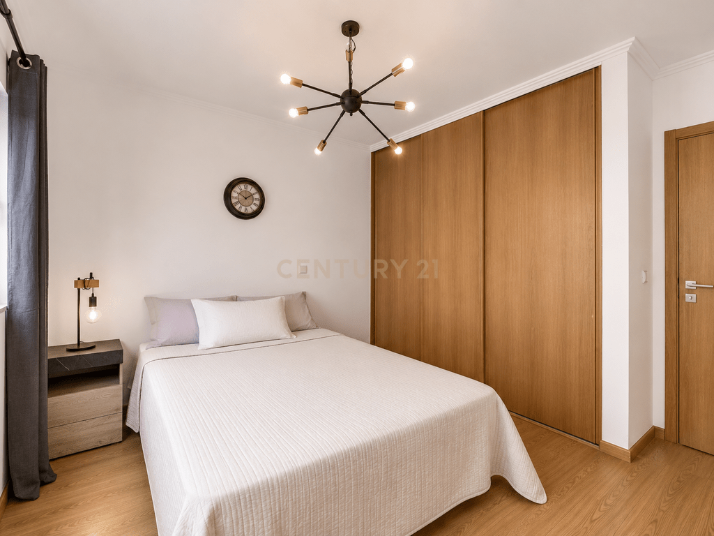 2-bedroom apartment with pool in Olhão – image 05