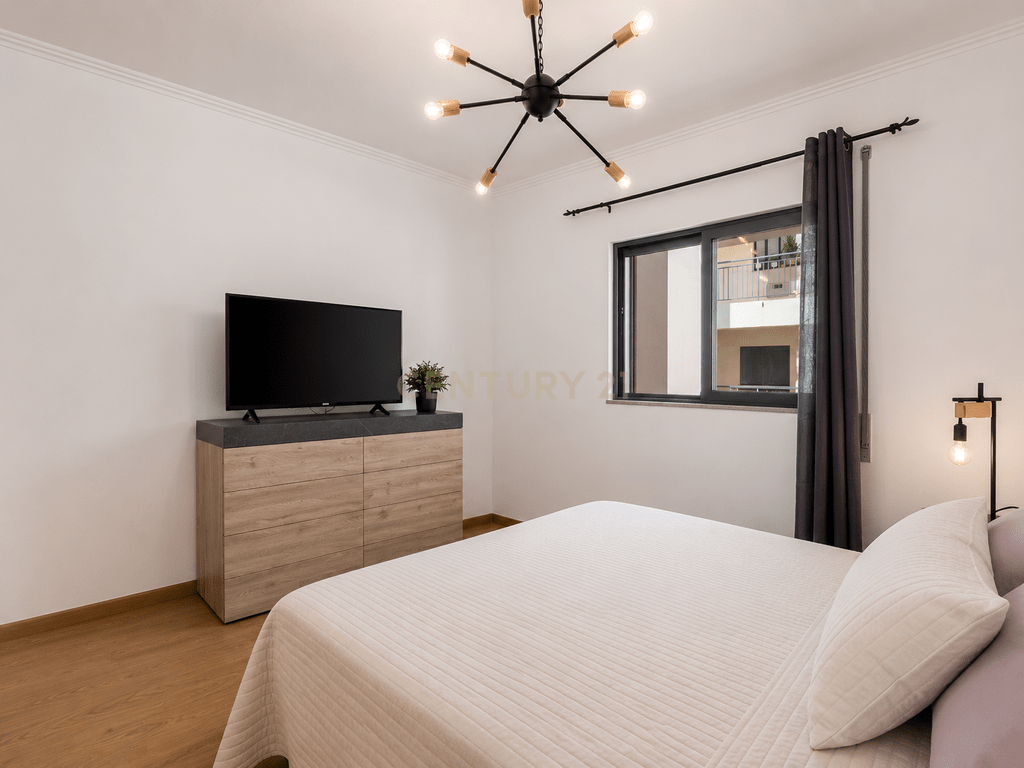 2-bedroom apartment with pool in Olhão – image 07