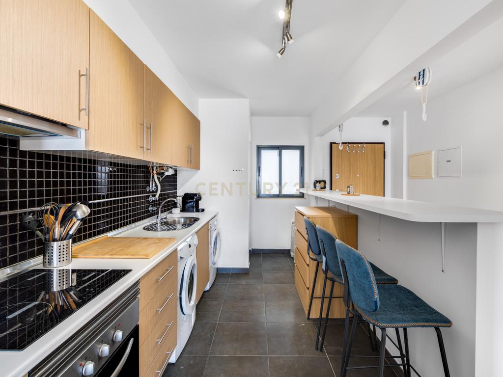 2-bedroom apartment with pool in Olhão – image 16