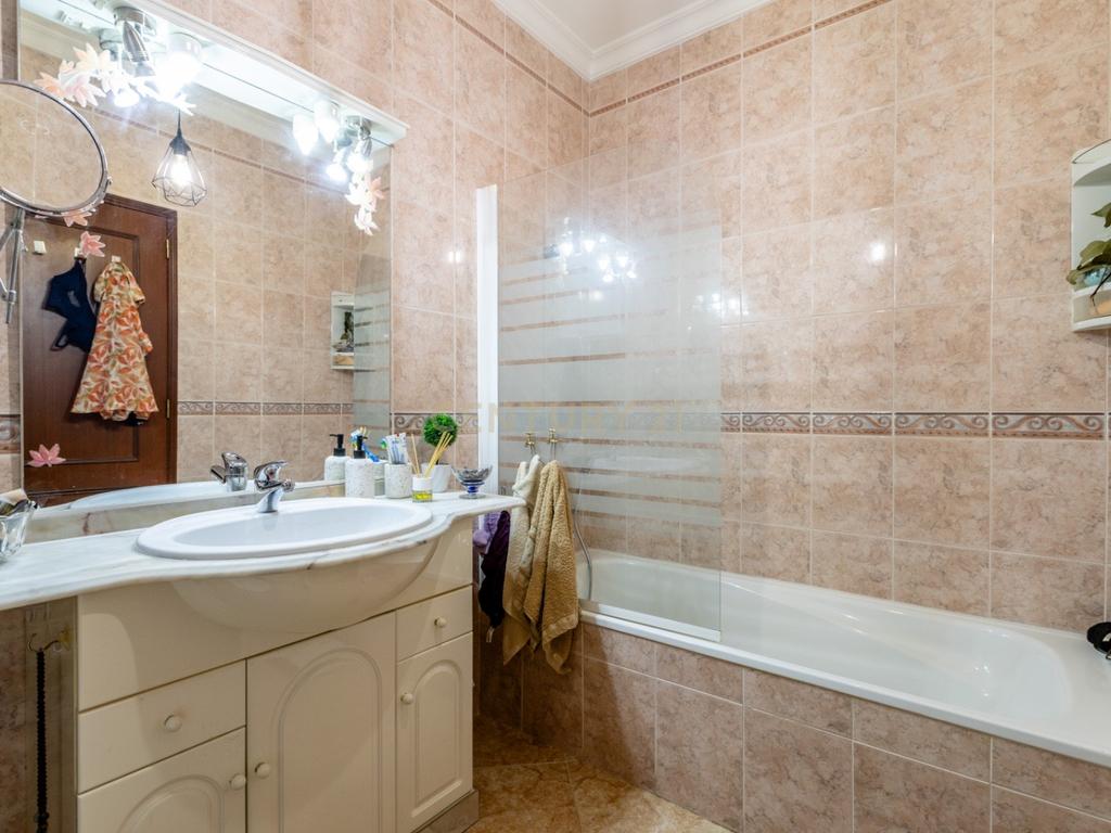 3-bedroom apartment in central Tavira – image 18