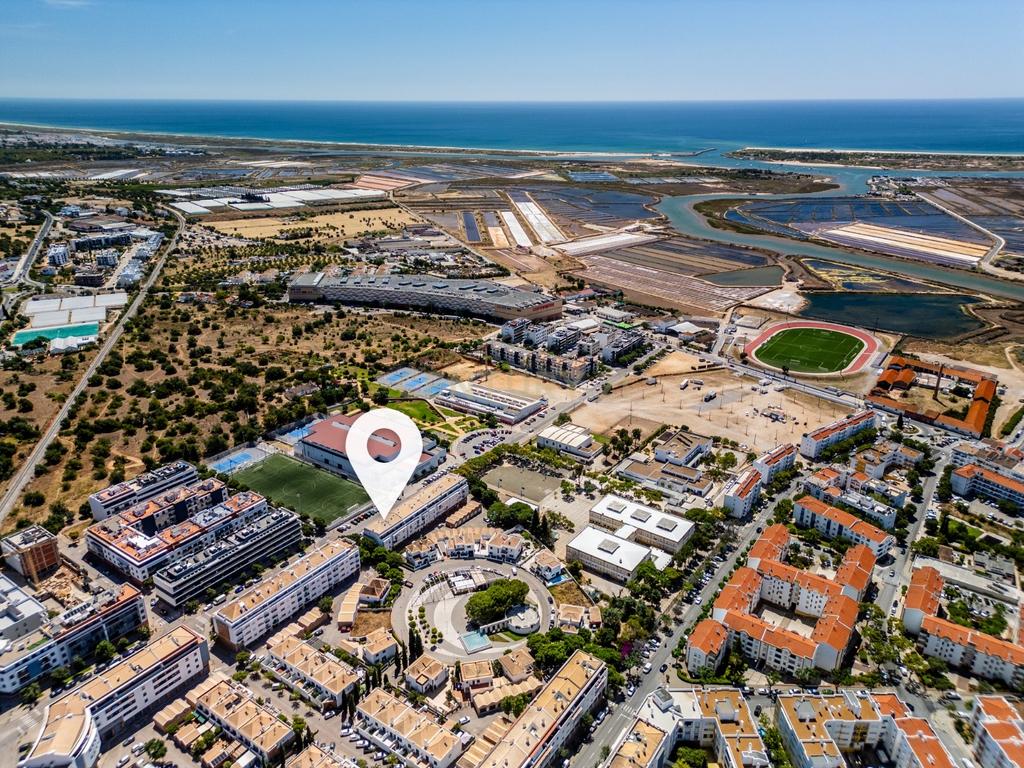 3-bedroom apartment in central Tavira – image 19