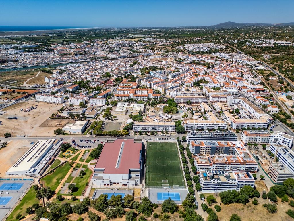 3-bedroom apartment in central Tavira – image 20