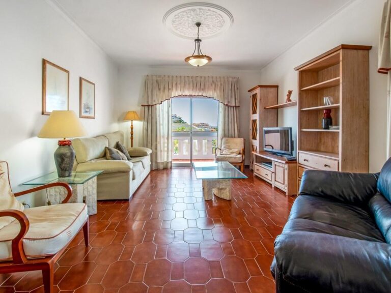 Apartment T2 in Alvor — image 01