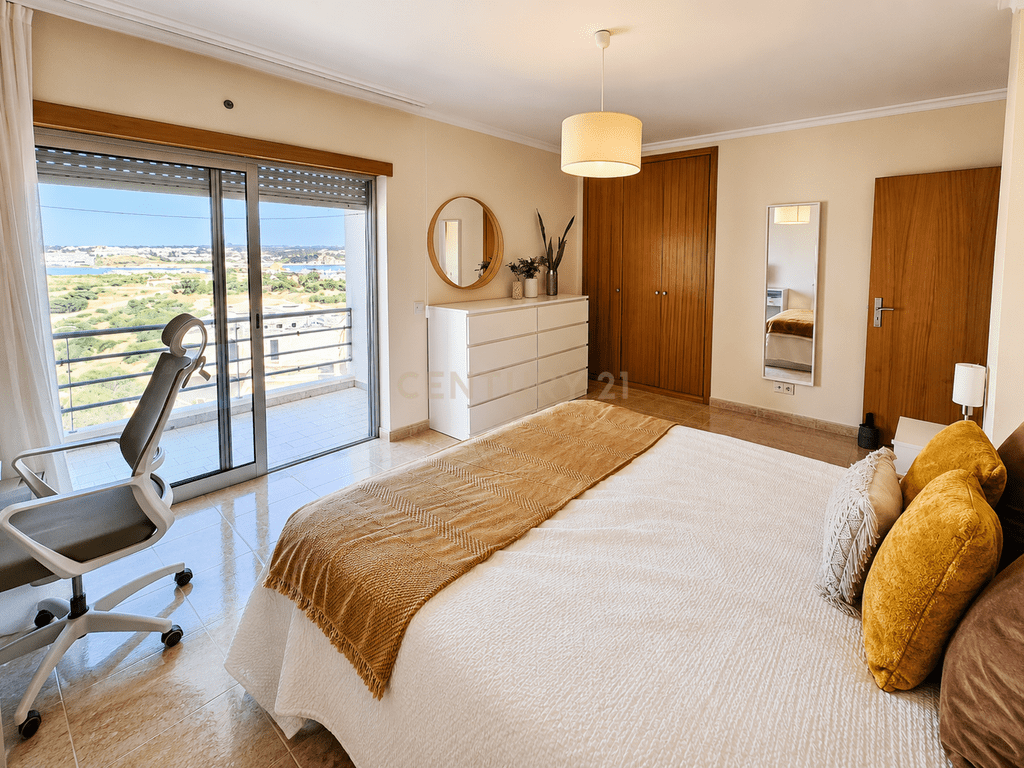 Apartment T2 in Portimão — image 05